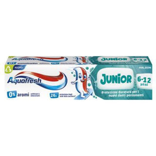 Aquafresh Junior tandpasta til børn 6-12 år, udviklet til beskyttelse af nye permanente tænder og daglig mundpleje

