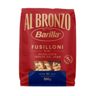 Barilla Al Bronzo Fusilloni er italiensk kvalitetspasta med bronzeskåret ru overflade, der holder godt på sauce. Perfekt til tomatsauce, pesto, kødsauce, cremede saucer og nem aftensmad. Køb Barilla pasta online til lav pris — blandt de billigste valg til italiensk madlavning. Søgeord: Barilla Al Bronzo, Fusilloni pasta, stor fusilli, pasta 500 g, italiensk pasta, billigst online, dagligvarer billigst.