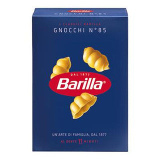 Barilla Gnocchi Nr. 85 er klassisk italiensk pasta med rillet form, der holder godt på sauce og giver god al dente konsistens. Perfekt til tomatsauce, pesto, ostesauce, cremede pastaretter, pastasalat og nem aftensmad. Køb Barilla pasta online til lav pris — blandt de billigste valg til italiensk madlavning. Søgeord: Barilla Gnocchi, gnocchi pasta, pasta 500 g, italiensk pasta, billigst online, dagligvarer billigst.
