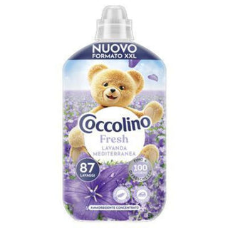 Coccolino Fresh Lavanda Mediterranea er koncentreret skyllemiddel i XXL-format med frisk og langvarig lavendelduft. Rækker til 87 vaske og giver blødt, friskt og velduftende tøj. Køb Coccolino skyllemiddel online til lav pris — blandt de billigste skyllemidler og dagligvarer. Søgeord: Coccolino Fresh, Lavanda Mediterranea, skyllemiddel, 87 vaske, lavendelduft, koncentreret skyllemiddel, billigst online, dagligvarer billigst.