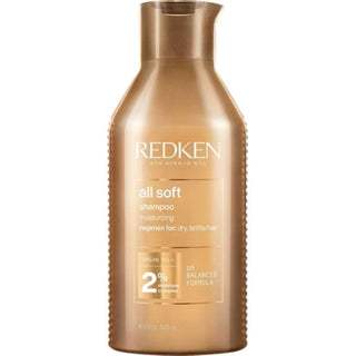 Redken All Soft Shampoo – fugtgivende shampoo beriget med arganolie og 2% Moisture Complex. Perfekt til tørt, skrøbeligt hår, der har brug for næring.