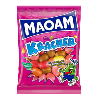Pose med Maoam Kracher 200 g – sprøde frugtdragéer i flere farver med en boblende, prikkende brusfyldning indeni. Slikket har en hård, knasende skal og en intens frugtsmag, som gør det ekstra sjovt og overraskende at spise. Maoam Kracher er uden kunstige farvestoffer og er populært både hos børn og voksne. Perfekt som hyggeslik, til deling eller som en frisk, frugtagtig snack. Produktet er på lager og klar til hurtig levering – køb og spar hos os.
