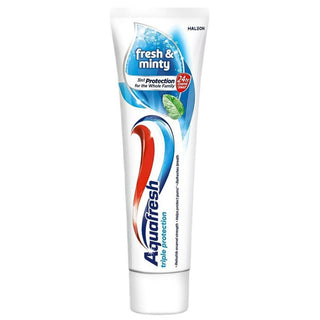 Aquafresh Fresh & Minty tandpasta 75 ml er en frisk tandpasta til daglig tandpleje for hele familien. Den hjælper med at rense tænderne, beskytte tandkødet og give frisk ånde med en behagelig mintsmag. Ideel til daglig mundhygiejne morgen og aften. Søgeord: Aquafresh tandpasta, Fresh & Minty tandpasta, tandpasta 75 ml, tandpasta med mint, frisk ånde, daglig tandpleje, mundhygiejne, tandpasta til familien, 3-i-1 tandpasta.