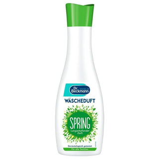 Dr. Beckmann Wäscheduft Spring 250 ml giver tøjet en frisk og langvarig duft efter vask. Vaskeduften er velegnet til alle tekstiler og kan bruges til tøj, håndklæder, sengetøj, sportstøj og andre tekstiler, der skal dufte rent og friskt i længere tid. Perfekt som ekstra duftboost til den daglige tøjvask. Søgeord: Dr. Beckmann Wäscheduft Spring, vaskeduft 250 ml, duft til vasketøj, tøjduft, langvarig frisk duft, vaskeduft til tøj, duftboost vask, Dr Beckmann vaskeduft, tekstilduft.