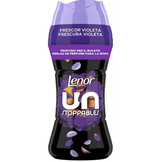 Lenor Unstoppables Violet duftperler til vask giver tøjet en intens og langvarig duft af violet. Duftperlerne hældes direkte i vaskemaskinens tromle før vask og er ideelle til tøj, håndklæder, sengetøj og andre tekstiler, der skal dufte friskt og rent i længere tid.
