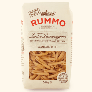 Rummo Casarecce Nr. 88 er italiensk pasta med god al dente konsistens, perfekt til tomatsauce, pesto, kødsauce, grøntsager og nem aftensmad. Køb Rummo pasta online til lav pris — blandt de billigste valg til italiensk madlavning. Søgeord: Rummo Casarecce, Rummo pasta, pasta 500 g, italiensk pasta, billigst online, dagligvarer billigst.